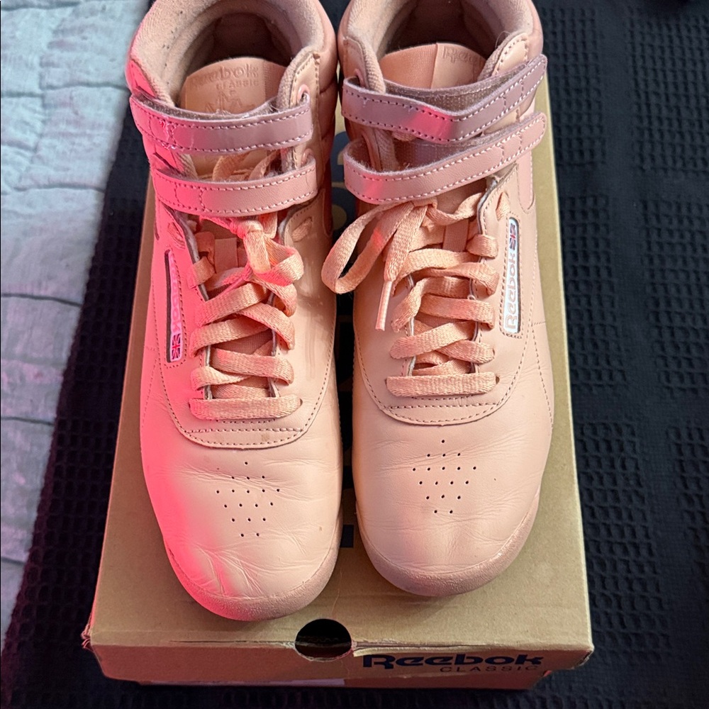 Reebok Women's Blush High-Top Sneakers - Picture 5 of 10